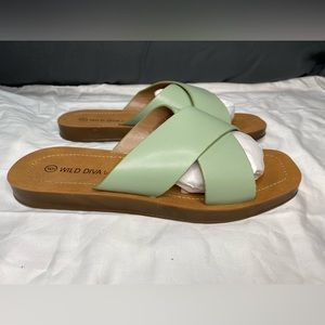NEW Flat slides /Sandals - Mint color size 6 fits up to a 6.5